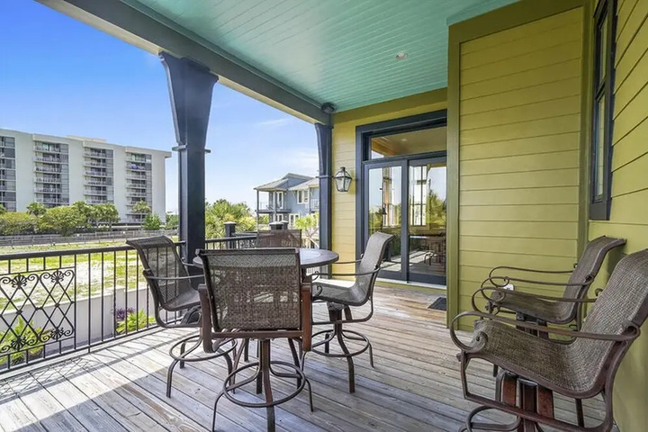Terrace/Patio 7 of 24
