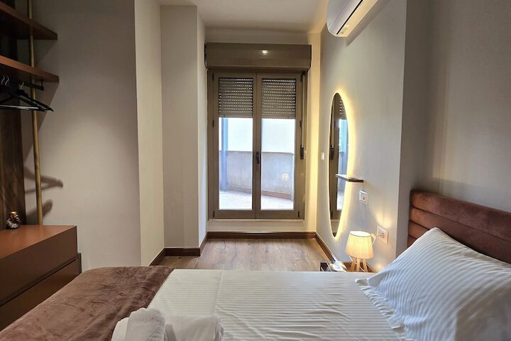 Room 8 of 51