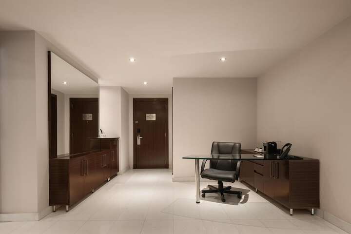 Room 37 of 154