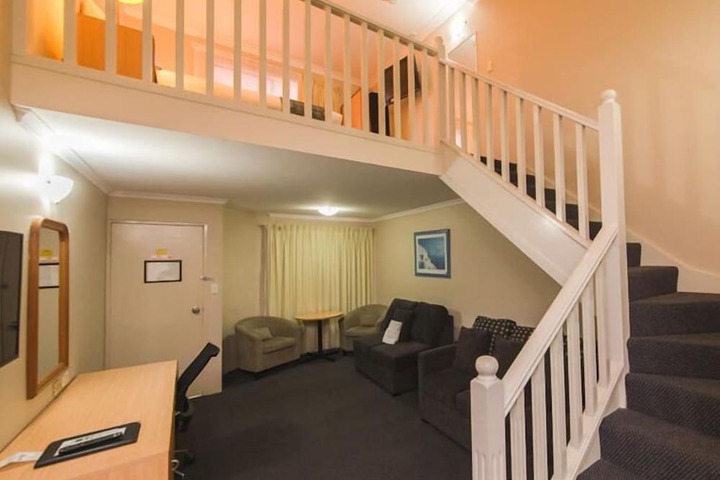 Room 15 of 29