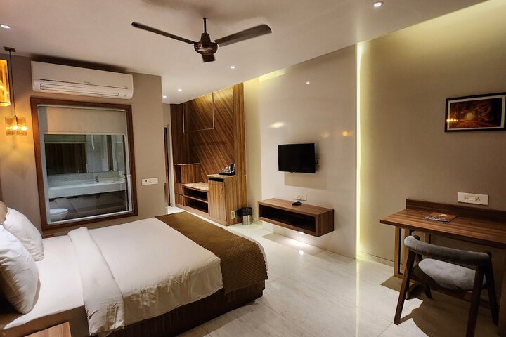 Room 14 of 68