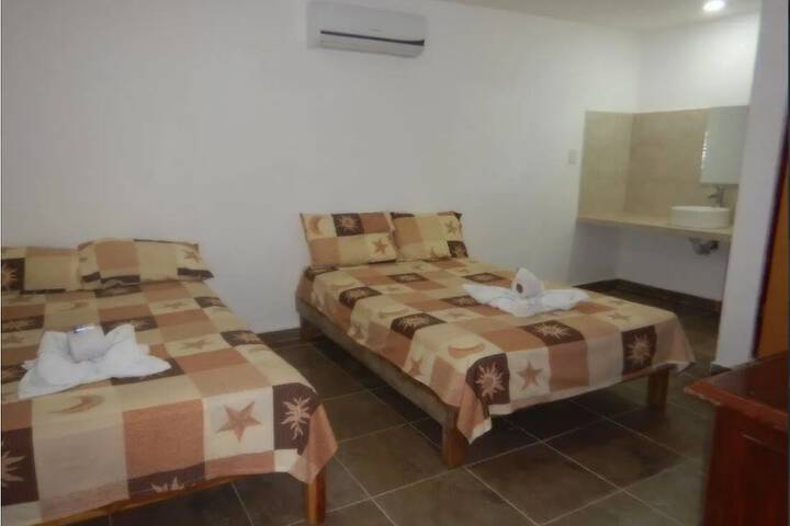 Room 6 of 11