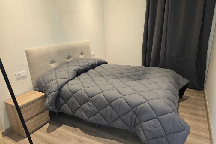 Room 15 of 77