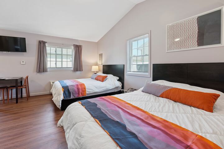 Room 12 of 53