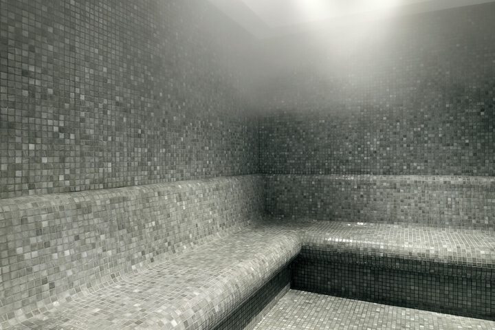 Room 72 of 115