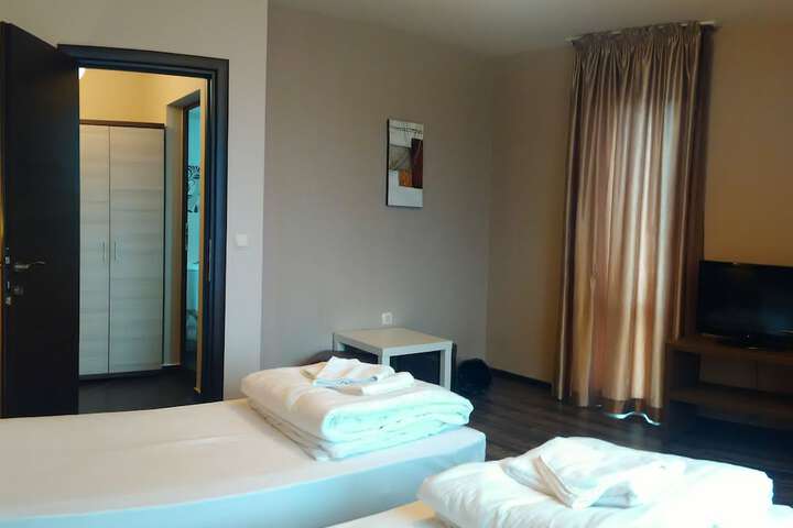 Room 26 of 57