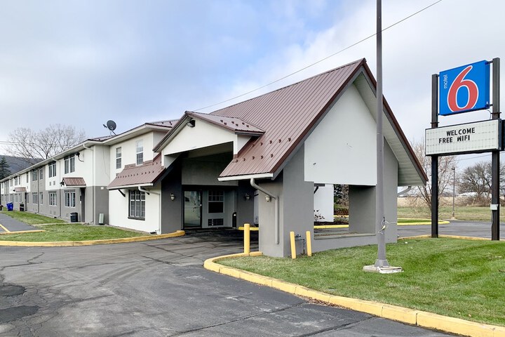 Motel 6 McGraw NY Cortland