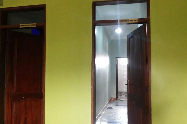 Room 62 of 94