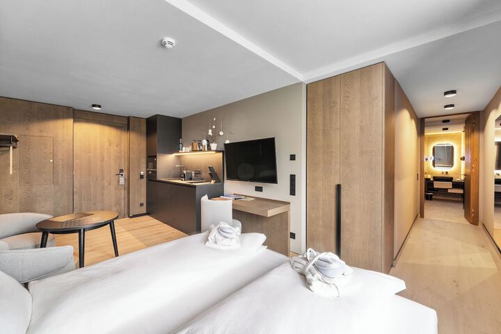 Room 82 of 132