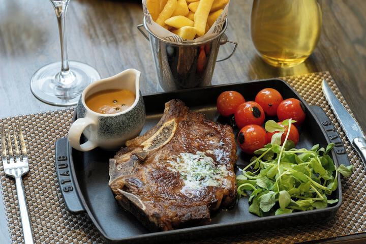 Dining 50 of 94