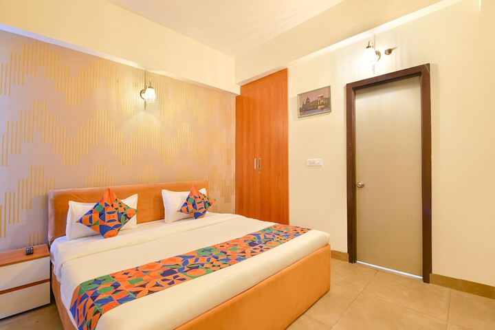 Room 15 of 43