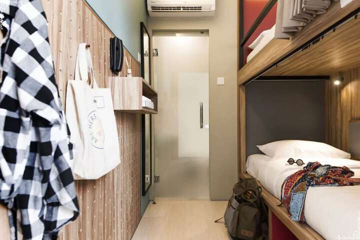 Room 13 of 65