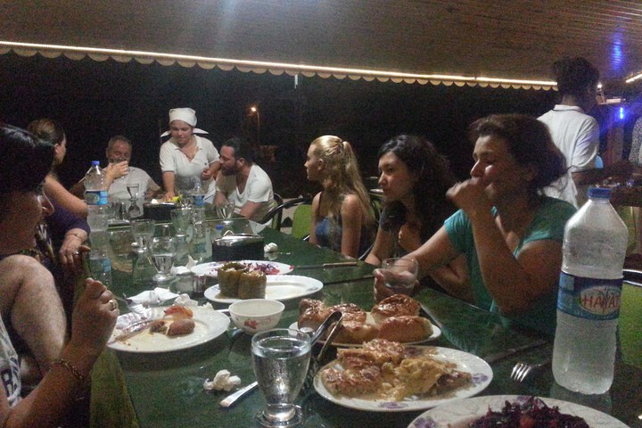 Dining 11 of 21