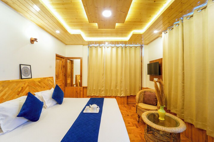 Room 10 of 24