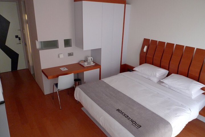 Room 21 of 58