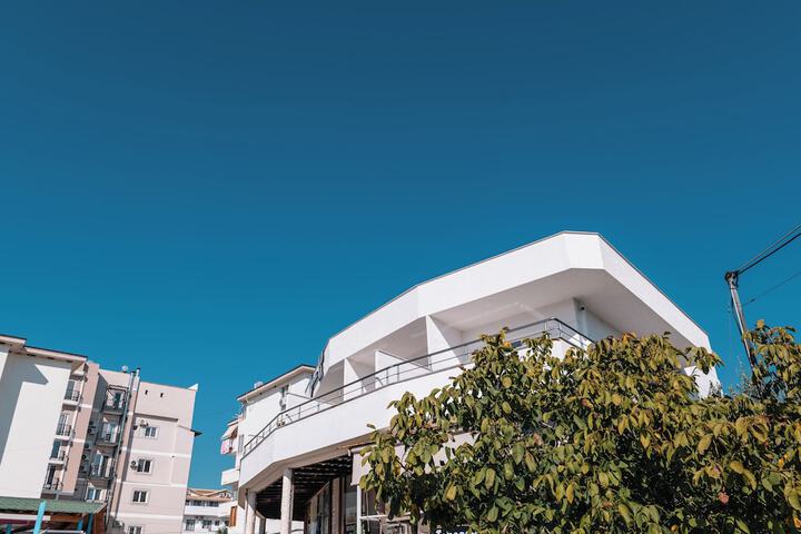Hotel 125 of 129