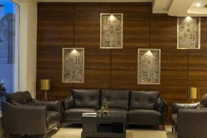 Hotel Interior 6 of 18