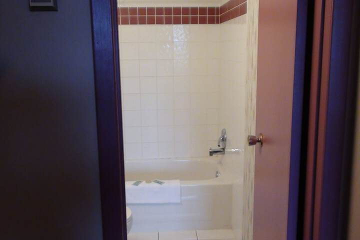 Room 18 of 22