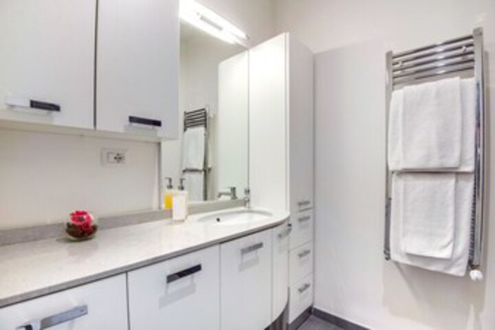 Room 3 of 15