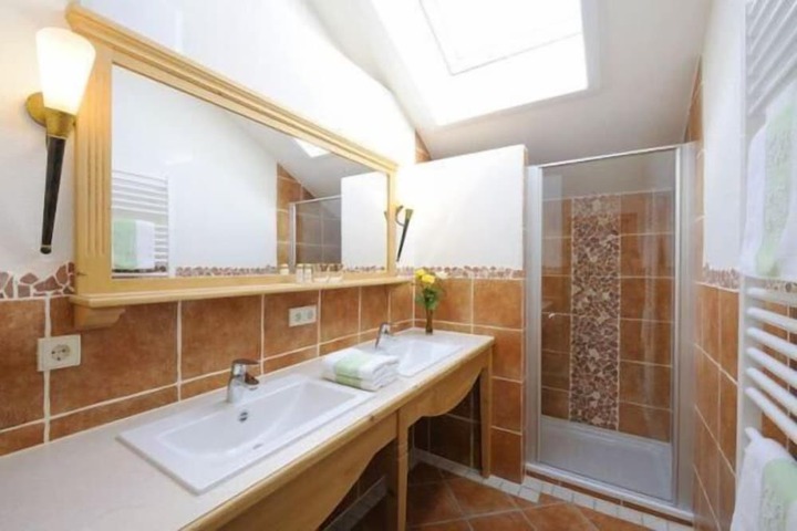 Clean Restrooms
