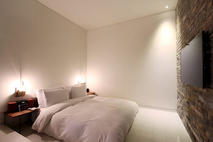 Room 20 of 141