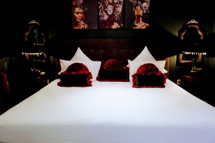 Room 8 of 45