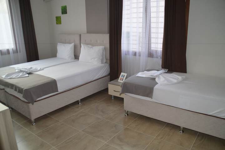 Room 9 of 39