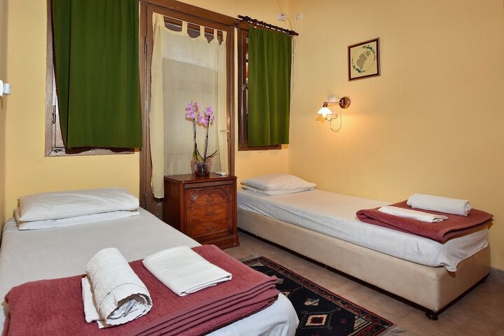Room 17 of 21