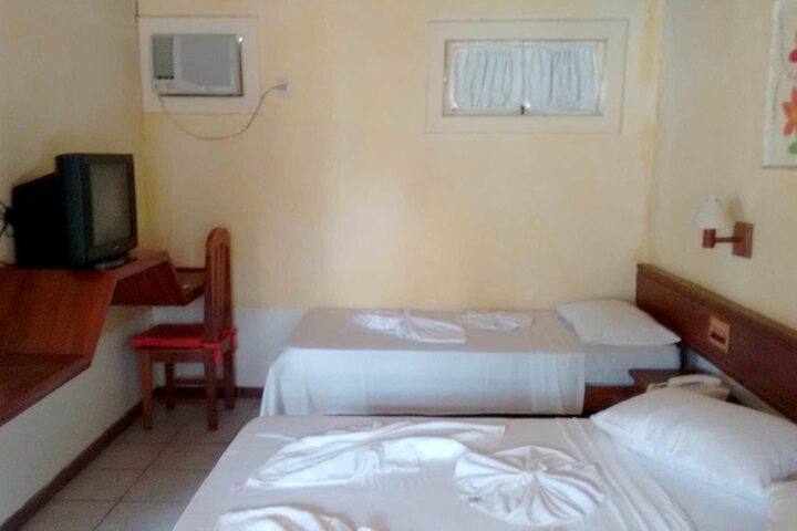 Room 13 of 47