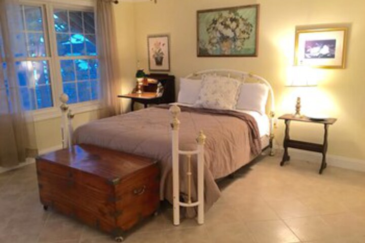 Room 48 of 59