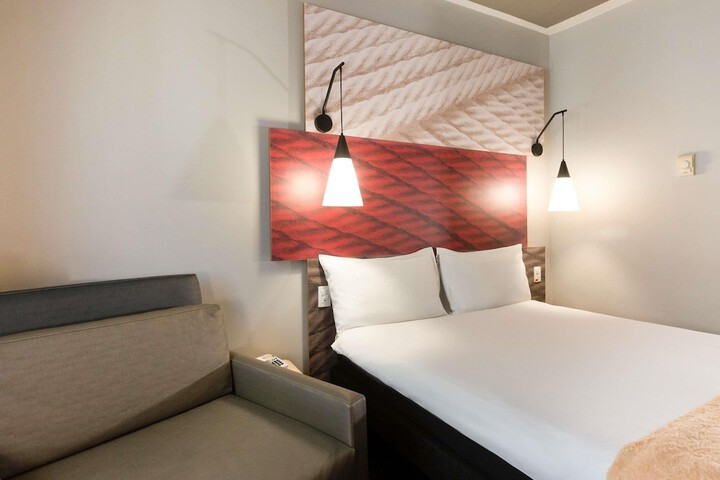 Room 21 of 69