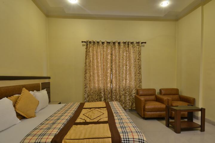 Room 17 of 31