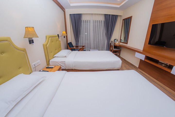 Room 40 of 100