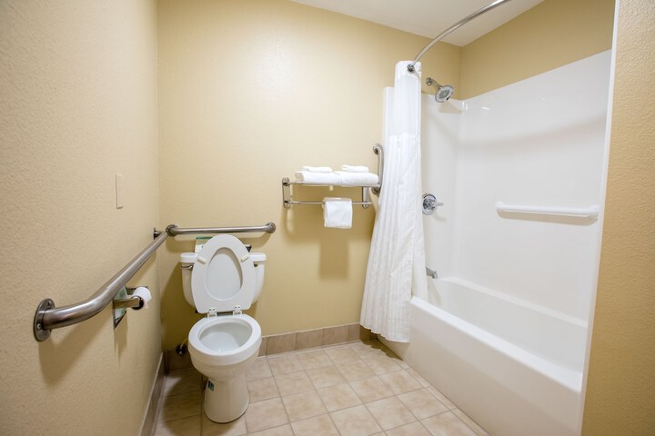 Room 54 of 79