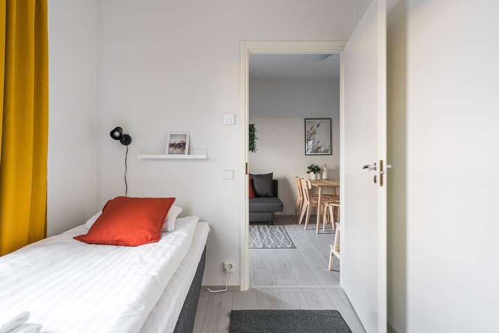 Room 6 of 55