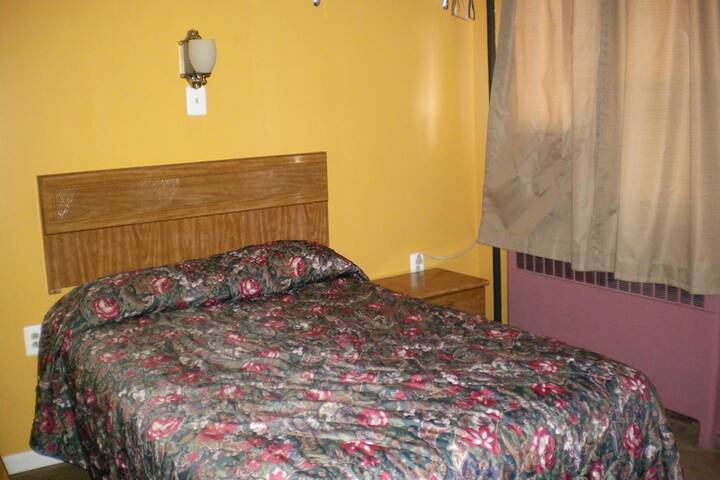 Room 21 of 43