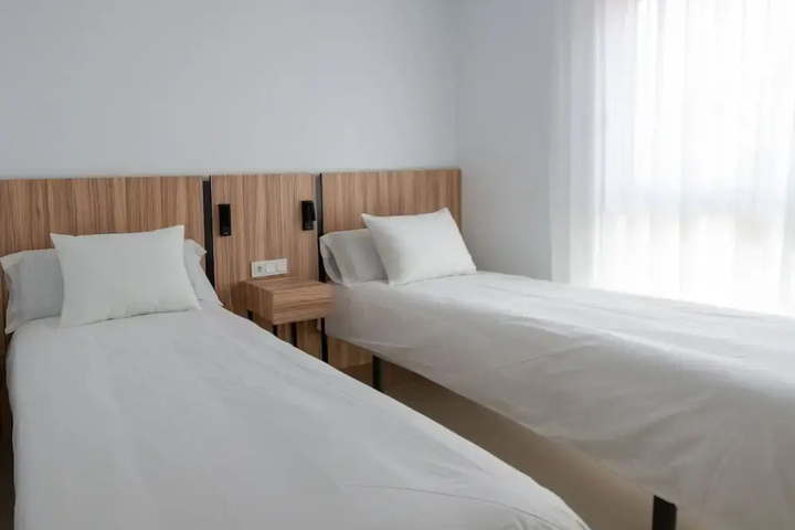 Room 3 of 13