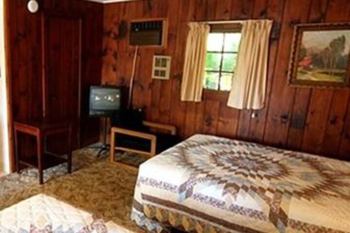 Room 5 of 14
