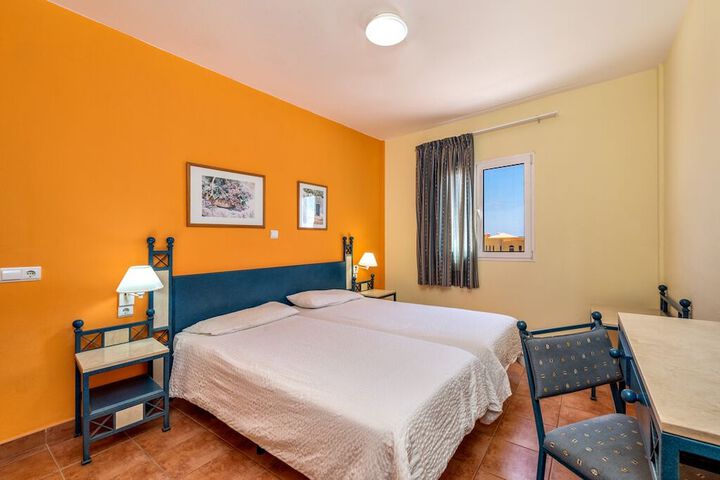 Room 4 of 17