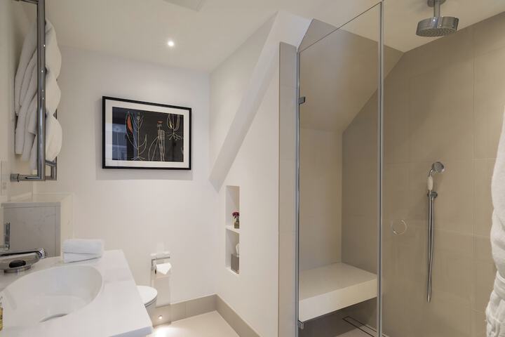 Bath Interior