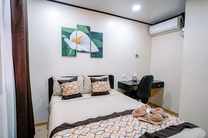 Room 2 of 21