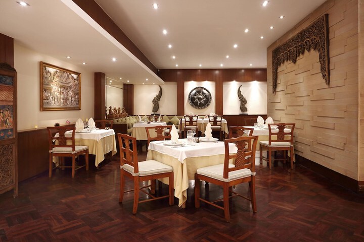 Dining 135 of 297