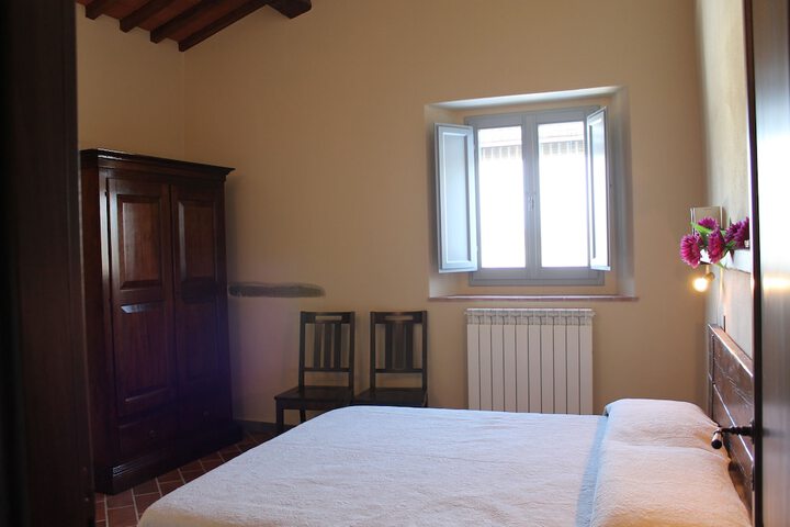 Room 10 of 64