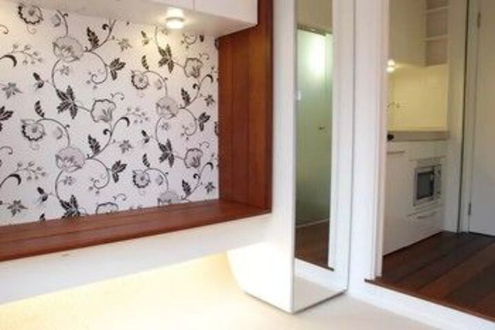 Room 15 of 23