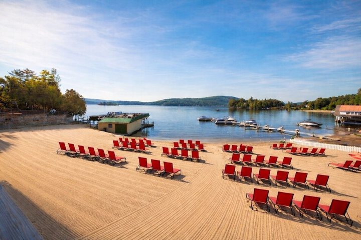 Exterior of Depe Dene Lakeside Resort