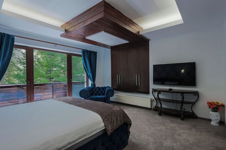 Room 26 of 70