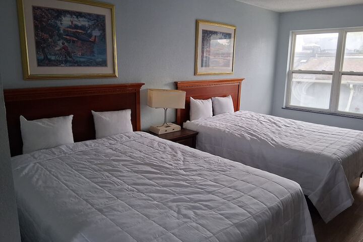 Room 3 of 18