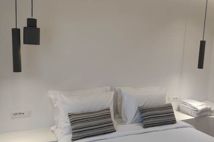 Room 5 of 26