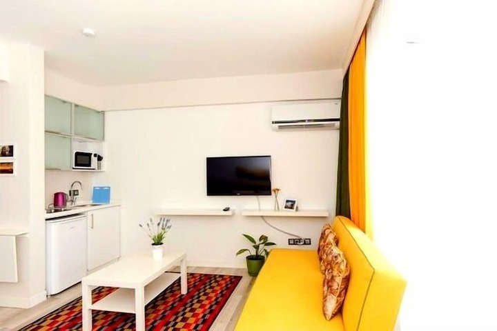 Room 28 of 42