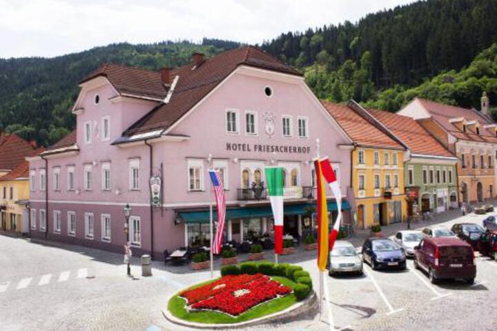 Hotel 2 of 8